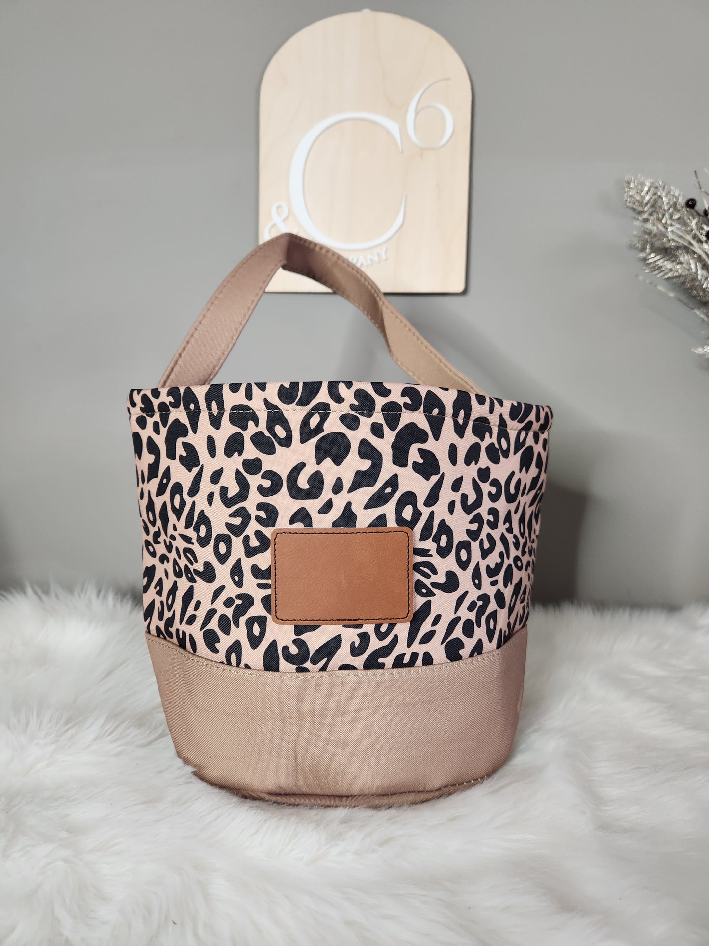Easter basket without leather patch